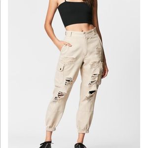 Carmar light sand cargo pants